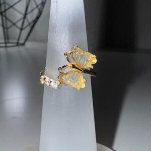 Elegant Gold Butterfly Ring